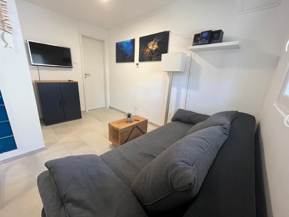 Apartmán Blue Penguin Pinezići Exteriér fotografie